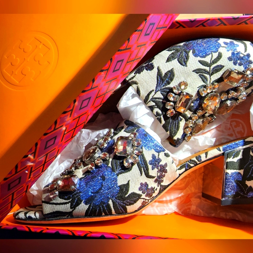 Heeled Tory Burch Crystal Sandals size 7.5